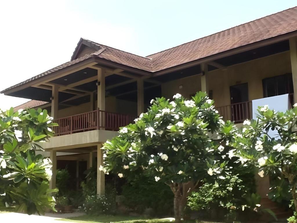 Phutawanchomdow Hotel Tha Li Eksteriør billede