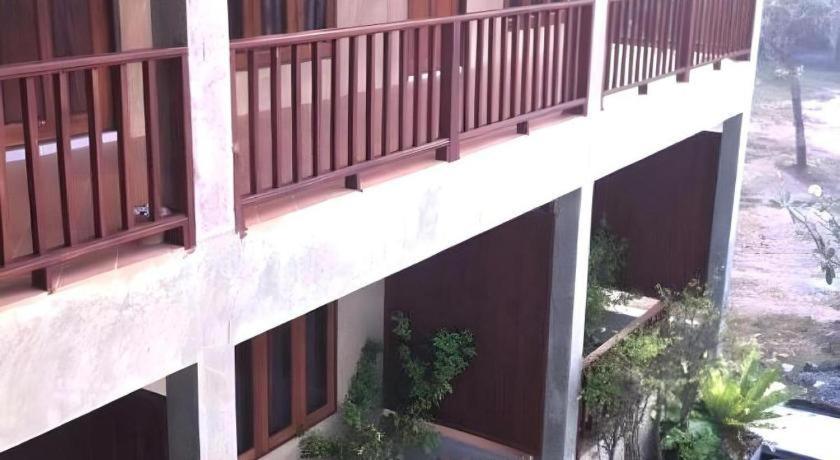Phutawanchomdow Hotel Tha Li Eksteriør billede