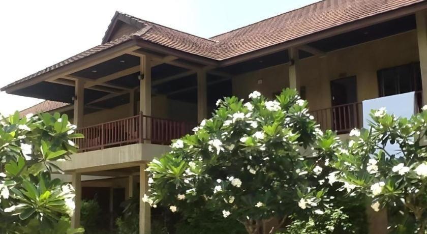 Phutawanchomdow Hotel Tha Li Eksteriør billede